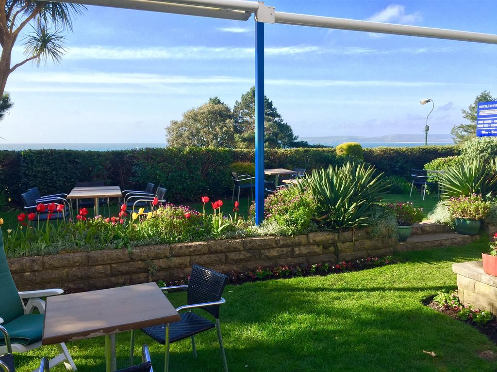 Hotel Riviera By The Sea Bournemouth Bagian luar foto