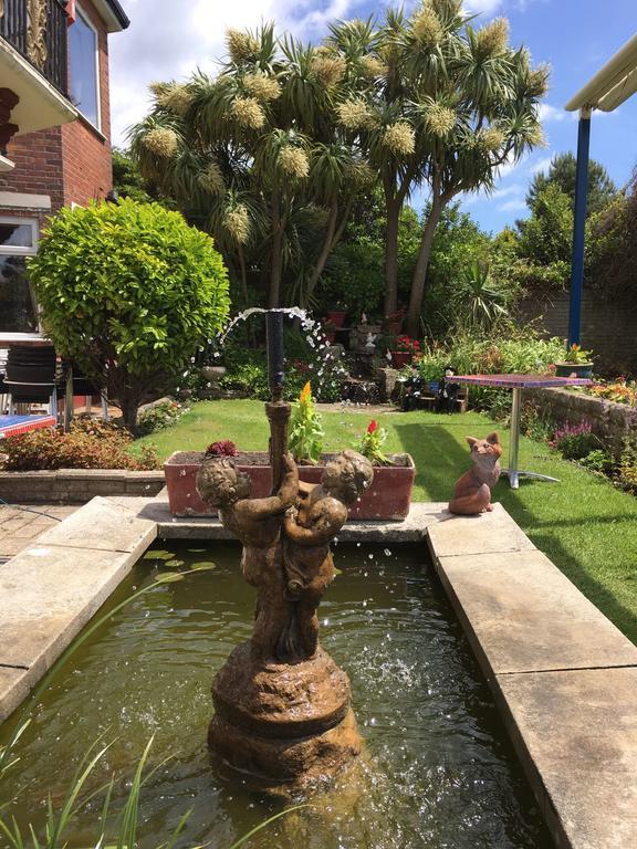 Hotel Riviera By The Sea Bournemouth Bagian luar foto